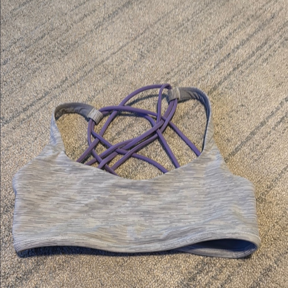 Lululemon Free to be bra - wild